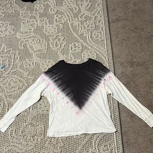 Barely worn, oversize long sleeve tee